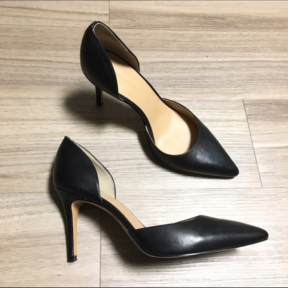Banana Republic Black Alicia D'Orsay Pumps